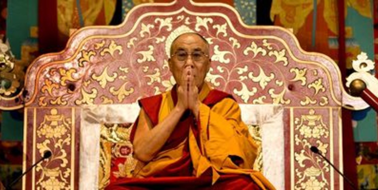 El Dalai Lama sueña con mujeres