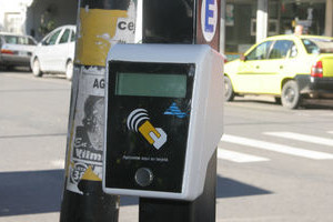 Guillermo Di Salvatore Los comerciantes del microcentro aseguran que este nuevo sistema modifica la conducta de sus clientes.