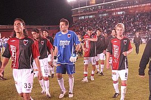 Mauricio Garín Antonio Mohamed es el comandante de esta buena campaña de Colón. En la imagen, aparecen Caire, Goux, Pozo, Garcé y Rivarola, entre otros.