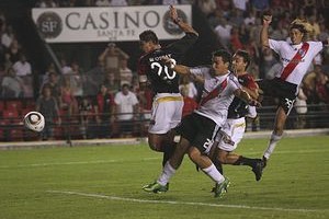 En este Clausura, el sabalero ya derrotó al otro gran elefante, River Plate.