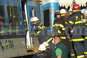 ELLITORAL_45984 | Télam Durante más de dos horas trabajaron para rescatar a las víctimas