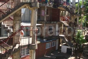 ELLITORAL_36500 |  Archivo El Litoral Casi 12 mil personas habitan en los edificios del Fonavi San Jerónimo de barrio Centenario.