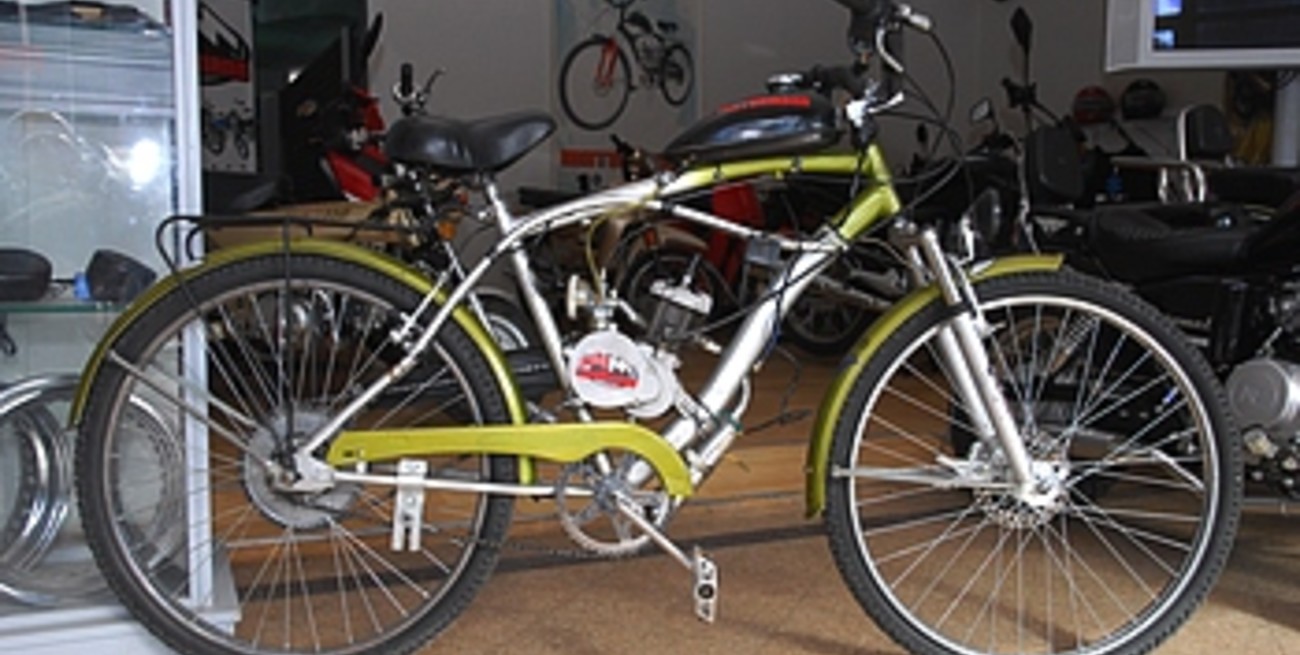 Ya circulan unas 40 bicicletas eléctricas por calles de la ciudad
