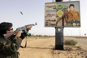 ELLITORAL_39432 |  EFE Desde Libia llegan versiones contradictorias sobre los resultados de los combates en las distintas ciudades.