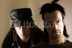 Archivo El Litoral. Los frontman de la banda, indignados con el ejército norteamericano.