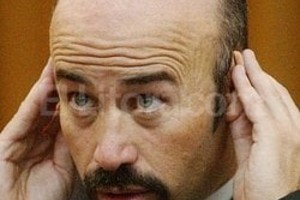 Archivo El Litoral Pesquera durante el juicio que afrontó en 2000 acusado de causar el accidente en el que murió el cantante Rodrigo, y del que fue absuelto.