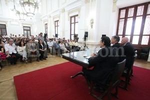 Archivo El Litoral En 2010, un Salón Blanco colmado fue el marco para la presentación del proyecto de ley que Hermes Binner enviaba a la Legislatura para crear el sistema de medios provinciales. el proyecto no prosperó.