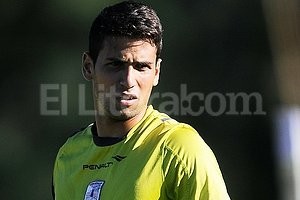 Foto: www.vivedeporte.com Mario Risso, ex Defensor Sporting de Montevideo, es el candidato número uno para el último cupo de refuerzo.