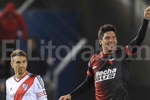 ELLITORAL_78750 |  Télam Colón venció a River en su casa.