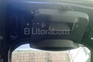 ELLITORAL_70901 |  Telam Los peritajes contabilizaron 23 impactos de bala en el vehículo en el que se trasladaban cuatro inspectores de la AFIP.