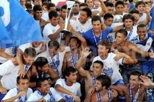 ELLITORAL_65076 |  Telam Los festejos de equipo de Gareca se prolongaron en la tarde del domingo.