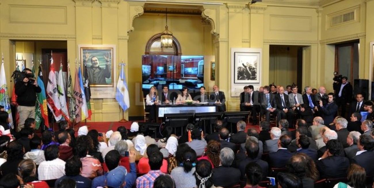 CFK propone una ley para reducir el trabajo en negro