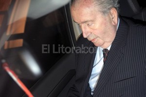 ELLITORAL_96876 |  DyN El presidente de AFA, Julio Grondona y el ministro de Gobierno de la Nación, Jorge Capitanich, son los principales responsables en la administración de Fútbol para Todos.