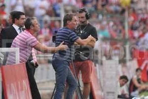 ELLITORAL_117501 |  Amancio Alem Leo Madelón se va a tener que jugar con un asadito porque la defensa que realizaron los dirigentes de Unión en la AFA fue excelente.