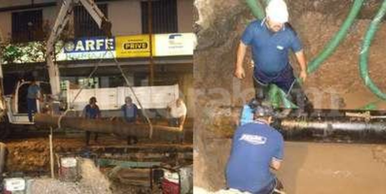 Reparan la calle tras solucionar una pérdida de agua en el Centro