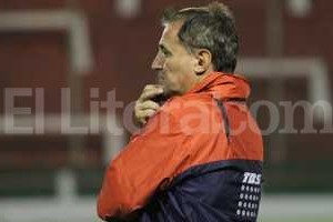 ELLITORAL_122953 |  Manuel Fabatía Madelón analizó el 1-1 en conferencia de prensa