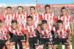 ELLITORAL_114776 | Flavio Raina Leonardo Carol Madelón quiere reivindicar su gran campaña en la segunda mitad del año pasado con el brillante ascenso de categoría. Mantuvo la base y reforzó en puestos clave. Todavía cree que hay que sumar un par de jugadores.