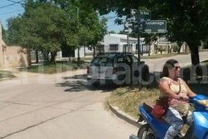 ELLITORAL_108658 |  Agencia Santo Tomé San Martín y Azcuénaga, de Santo Tomé. El lugar del cruento suceso.