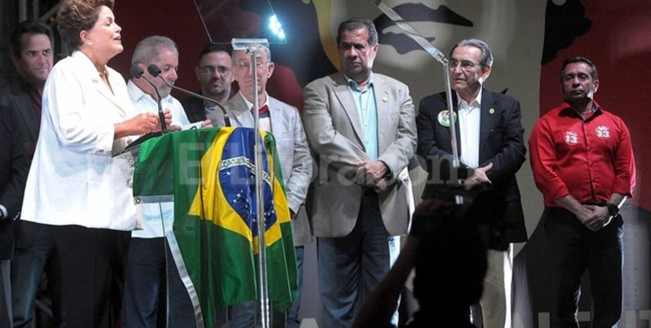 Dilma enfrenta el desafío del diálogo con la oposición e impulsar una reforma política