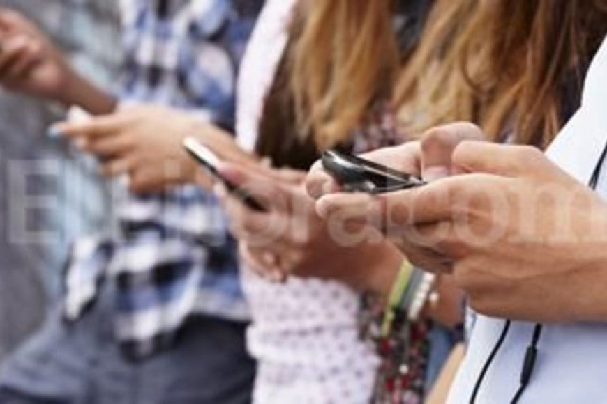 ELLITORAL_107472 |  Archivo El Litoral Hostigamiento. Los dispositivos electrónicos con acceso a Internet son los más utilizados por los jóvenes hoy. Las burlas y agresiones por redes sociales constituyen un problema que crece y preocupa.