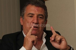 ELLITORAL_123887 |  Archivo El Litoral. A través de una  carta abierta  difundida a los medios, planteó:  Seguiré junto a ustedes desde el lugar en que nos ubique el consenso, la decisión mayoritaria y el compromiso sin fisuras de aportar al triunfo electoral .