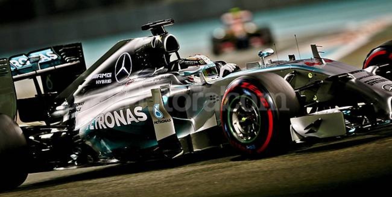 Hamilton fue el más rápido de los ensayos pero Rosberg lo sigue de cerca