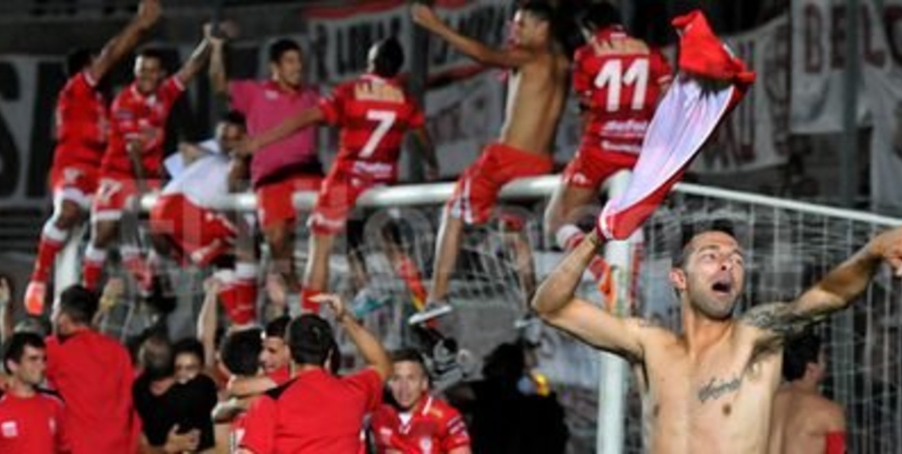 Huracán vuelve a la Libertadores tras 40 años