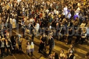 Manuel Fabatia El epicentro de los festejos en la ciudad fue bulevar Pellegrini.