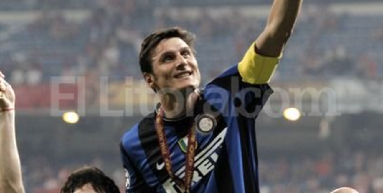 Por Zanetti retiraron la "4" del Inter 