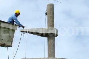 Archivo El Litoral. Obras. El nuevo anillo de alimentación de energía para la Zona de la Costa también servirá para auxiliar (ante una eventualidad en Calchines) a la ciudad.