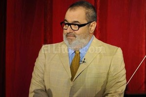 ELLITORAL_119653 |  Agencia Jorge Lanata continúa en el posoperatorio luego de recibir un riñón en una cirugía  swap  donde participaron su esposa y una madre con su hijo