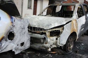 ELLITORAL_123144 |  Rosario3 Dos autos quemados en la zona céntrica de Rosario