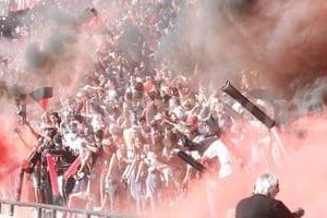 Manuel Fabatía. Vuelve la fiesta rojinegra: seguramente la salida de Colón será impresionante cuando pise el Cementerio de los Elefantes para debutar ante Instituto.