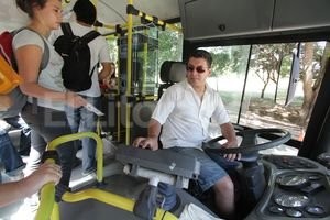 ELLITORAL_102383 | Luis Cetraro Suba en puerta. Después del pedido de aumento de los empresarios del transporte urbano por colectivos, el Órgano de Control ya está conformado. Ahora, el Ejecutivo puede autorizar la suba del boleto.