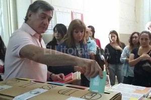 ELLITORAL_121600 |  Agencia DyN Boasso al momento de emitir su voto