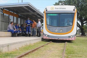 ELLITORAL_143342 |  Guillermo Di Salvatore El tren urbano comenzó a circular
