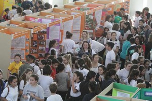 Guillermo Di Salvatore La muestra se puede recorrer hasta el jueves, en el gimnasio de la Escuela Normal, ubicada en Saavedra 1751.