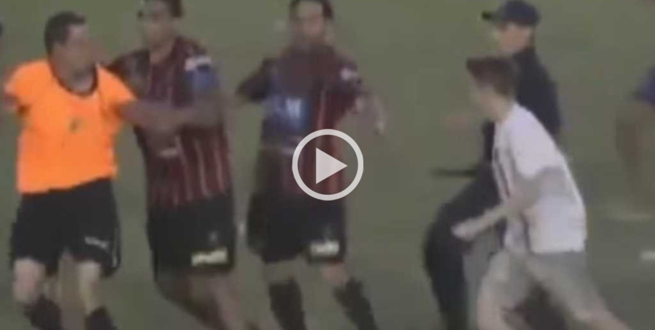 Video: tremenda agresión a un árbitro en el ascenso