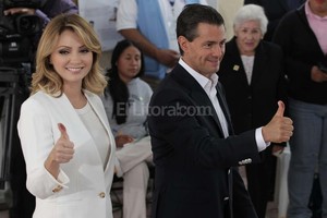 ELLITORAL_125840 |  EFE El presidente mexicano y su esposa después de votar.