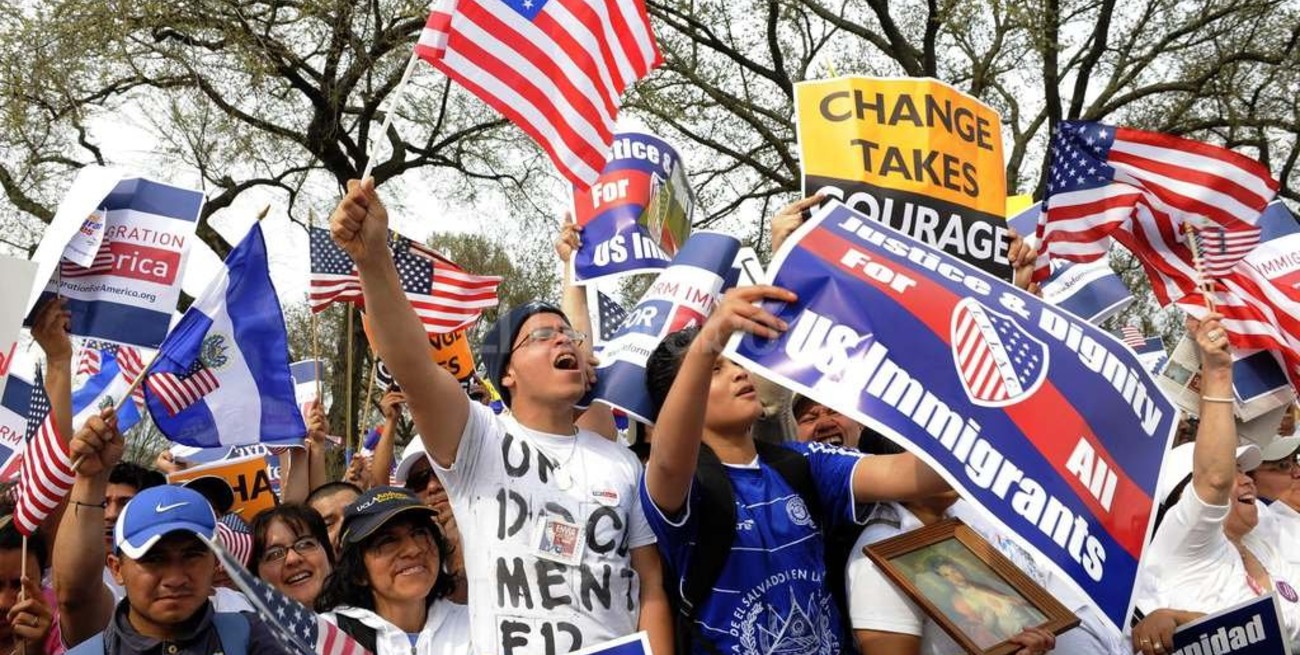 Cumple 50 años la ley que cambió la inmigración en Estados Unidos   