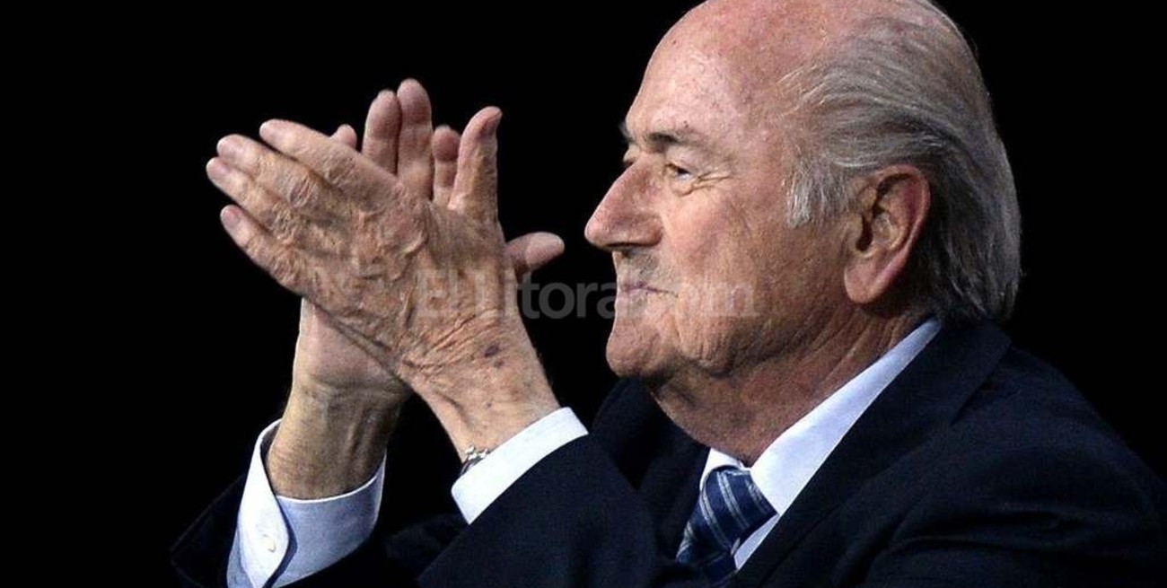Blatter cree que la UEFA lo odia y que EEUU conspira contra él