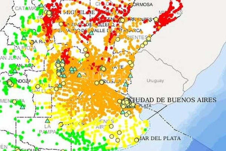 ELLITORAL_145151 |  Captura de pantalla En el mapa, la ciudad de Santa Fe aparece en color rojo, el de mayor riesgo, y el área metropolitana en naranja (riesgo medio).
