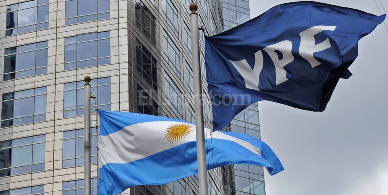 Giustiniani presentará el contrato firmado entre YPF y Chevron
