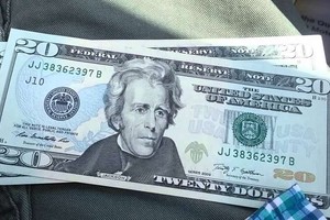 Archivo El Litoral Paradojas. El billete de 20 dólares recuerda al primer presidente populista de los Estados Unidos, Andrew Jackson.