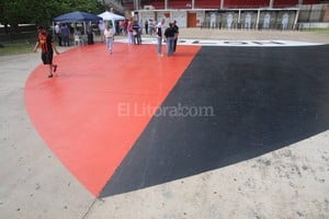 ELLITORAL_150612 |  Flavio Raina Volver a las urnas. Todo hace suponer que en dos meses, los socios de Colón deberán volver a votar: ya pasaron cinco presidentes en los últimos dos años.