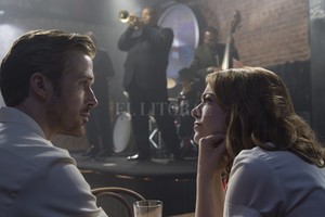 DPA Ryan Gosling y Emma Stone en  La La Land , una de las favoritas para la 89 edición de los premios.