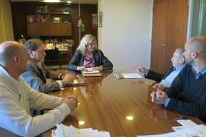 Gentileza Gobierno La ministra Balagué convocó al Colegio de Médicos -circunscripción Santa Fe y Rosario- para articular acciones y controlar las licencias para agentes escolares.