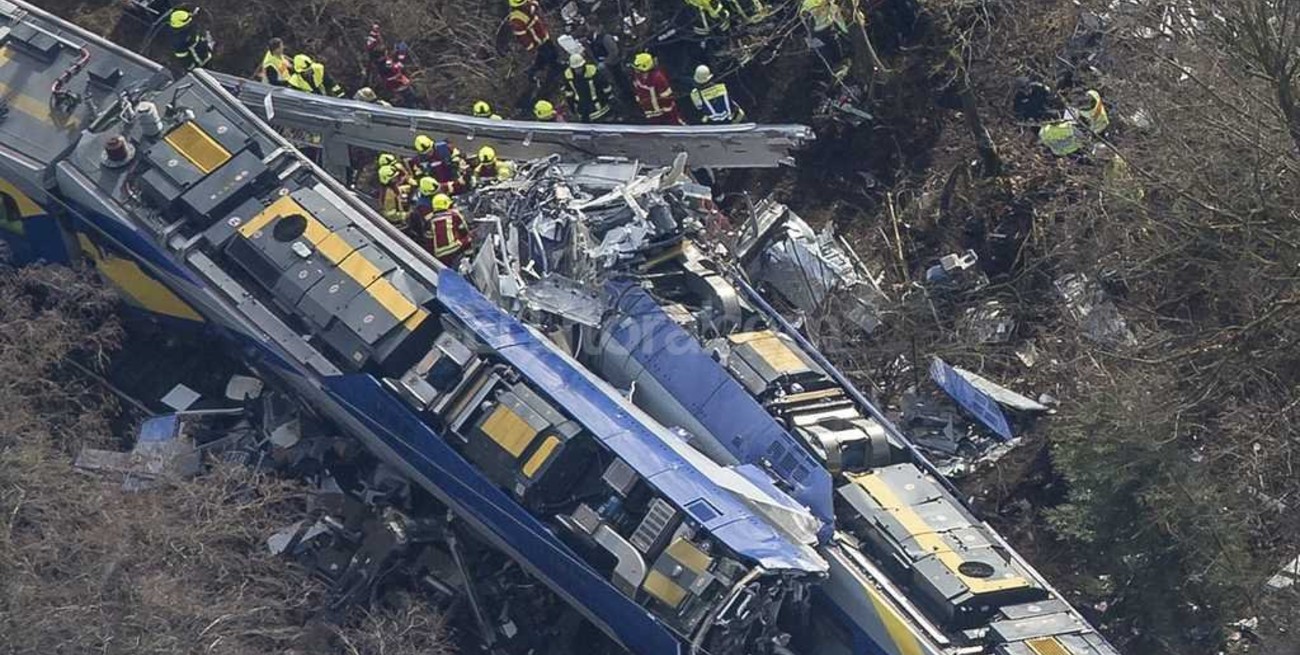 8 muertos y 150 heridos tras choque de trenes en Alemania El Litoral