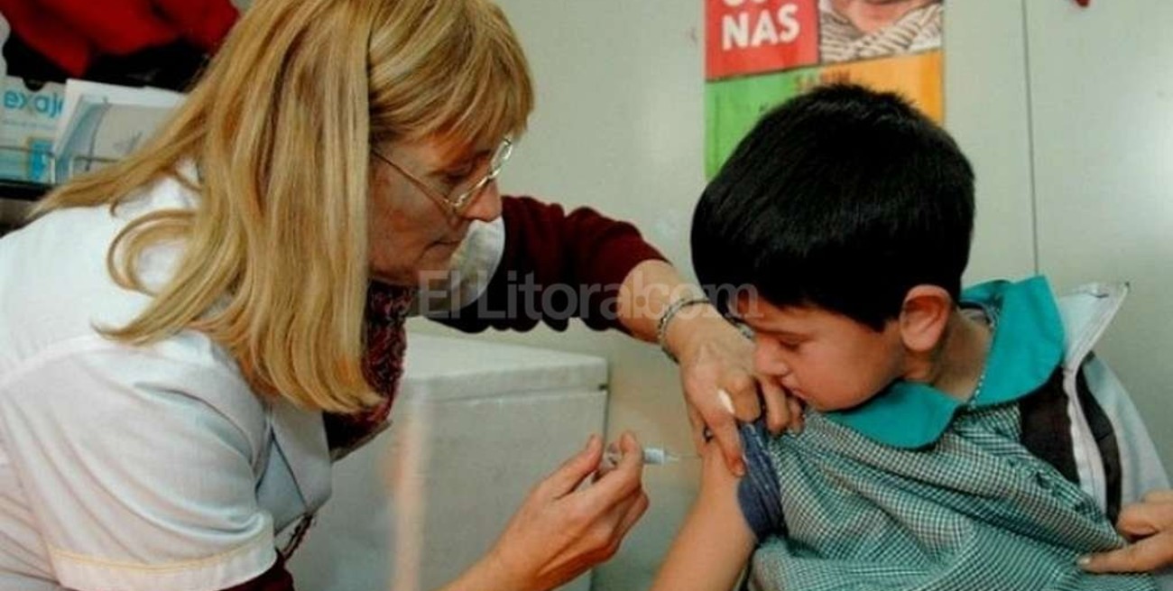 Incorporan al Calendario Nacional las vacunas contra el VPH y el meningococo