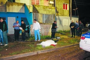 ELLITORAL_148044 |  El Litoral. El hombre asesinado en Santo Tomé (le decían  El Máquina ) presentaba varios impactos de bala.